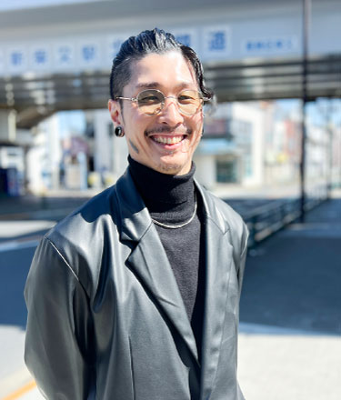スタイリスト鶴 育朗